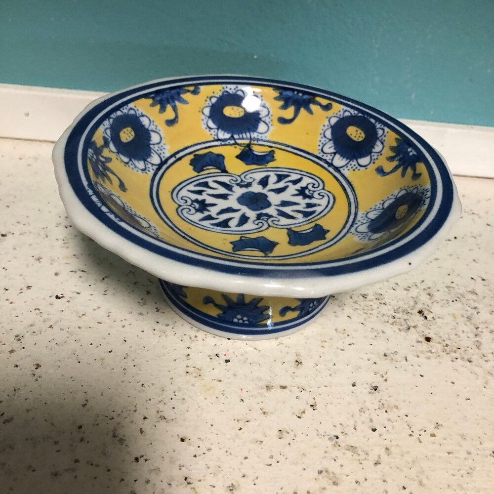 Vintage Chinoiserie Pedestal Dish